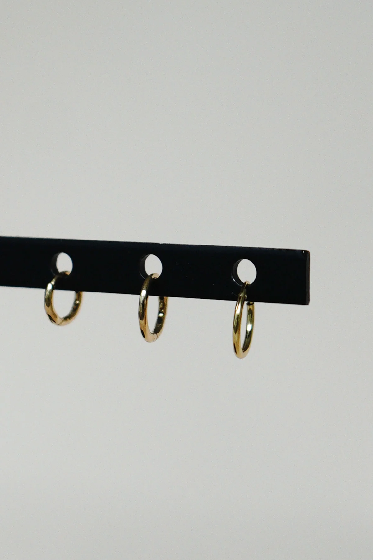 Basic wild hoop gold plated (13mm) - Image 5