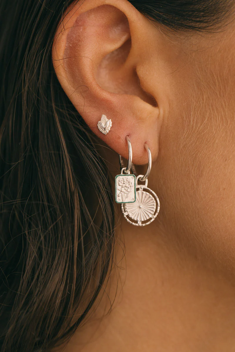 Flaming heart stud earring silver  - Image 5