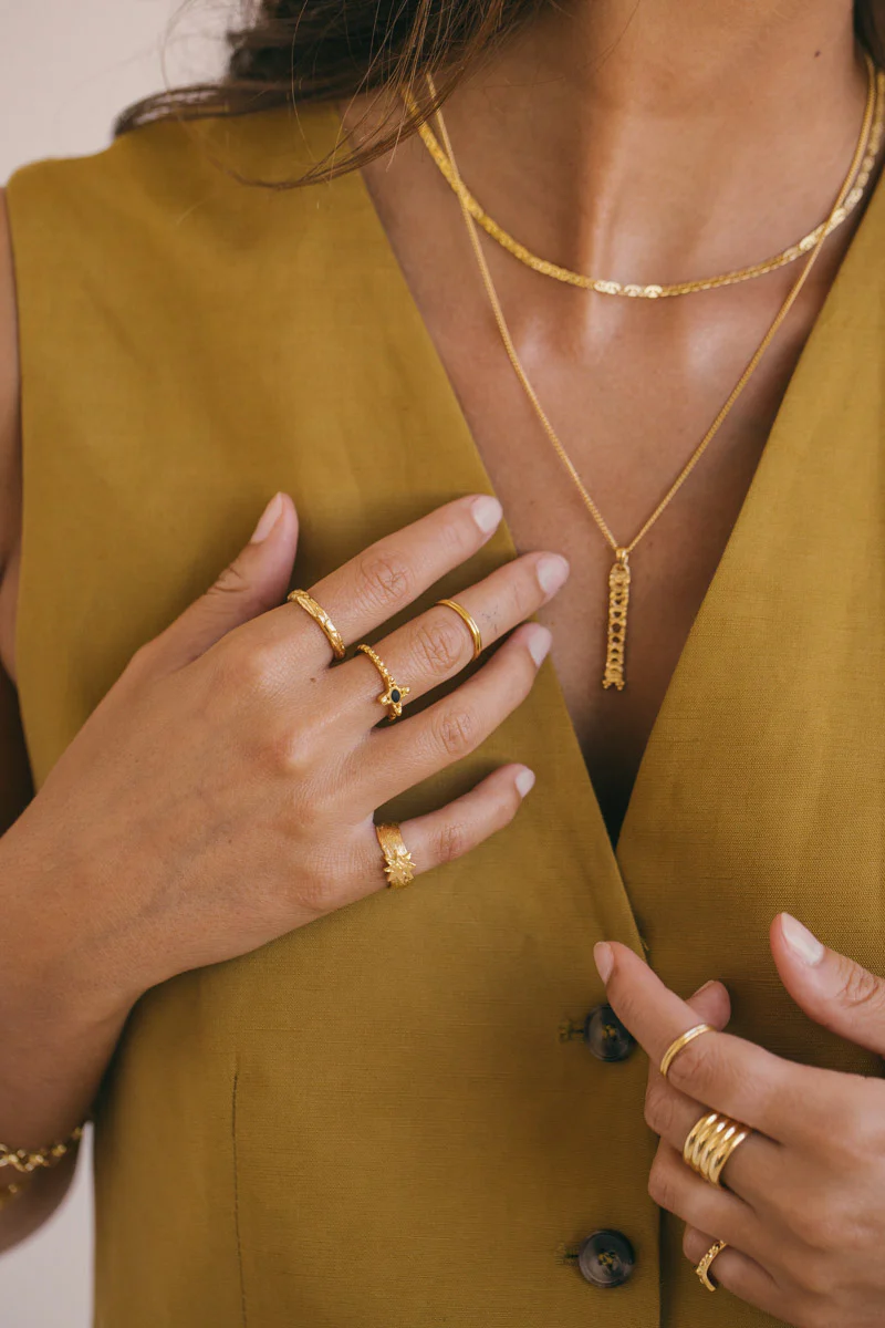 Hammered star pinky ring gold plated  - Image 5