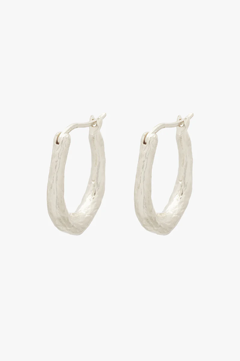 Organic Hammered Oval Hoop Silver (20 mm) - Image 5