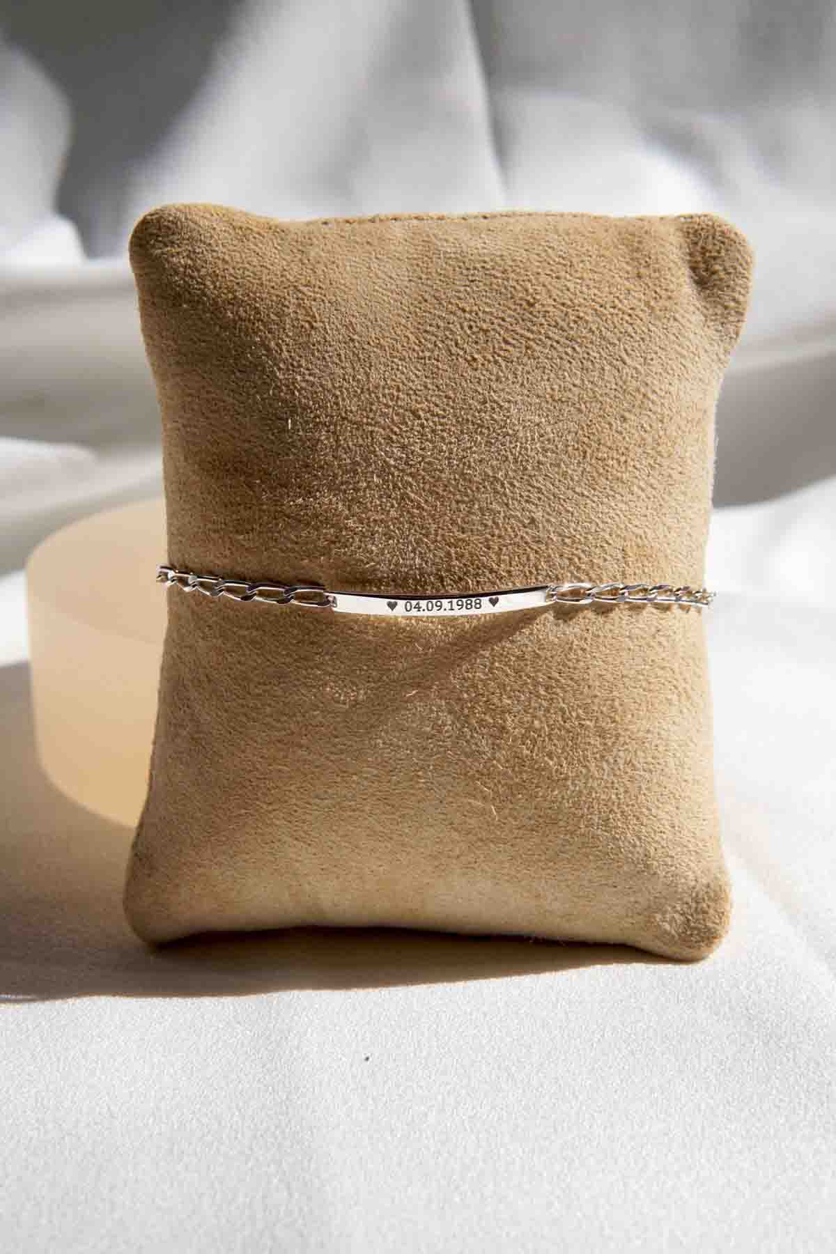Personalized bar bracelet silver (pre-order) - Image 4