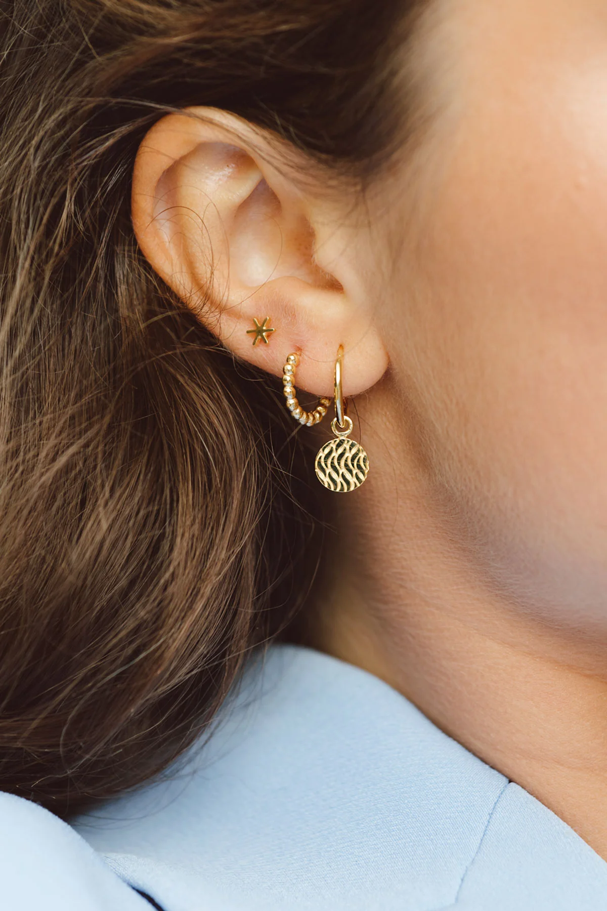 Small dots hoop gold plated (13mm) - Image 3